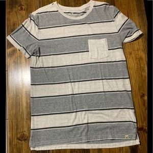 American Eagle Men’s Medium Shirt